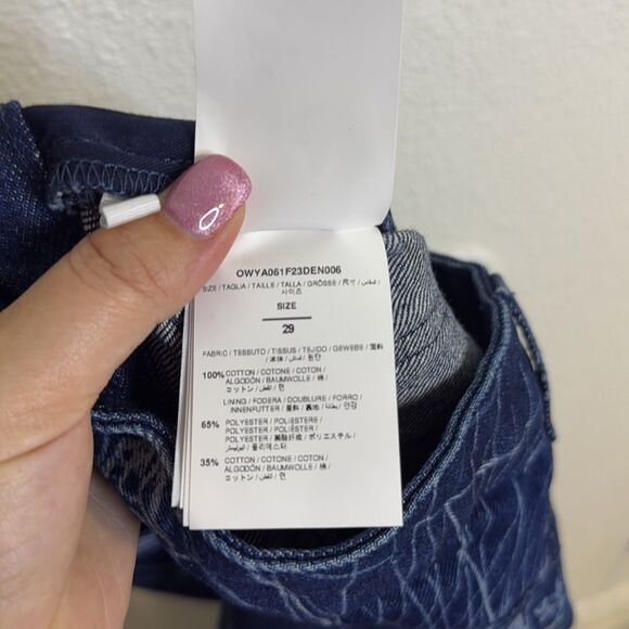 NWOT- Off-White- Globe graphic-print flared jeans- Size 29 - Picture 16 of 16